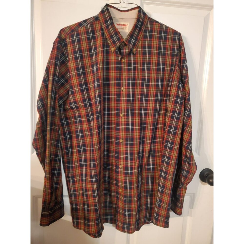 Wrangler Authentic Men's LT red, blue and tan dress shirt/button up w/pockets